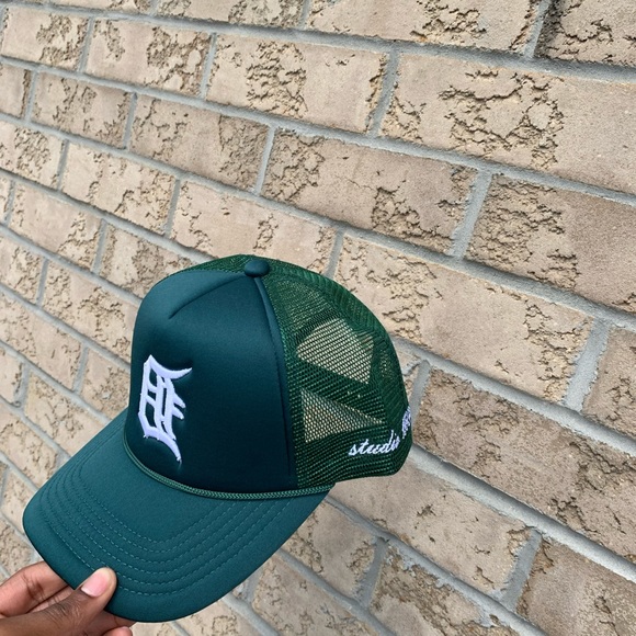 Green Detroit Tigers Trucker Hat - Picture 3 of 3